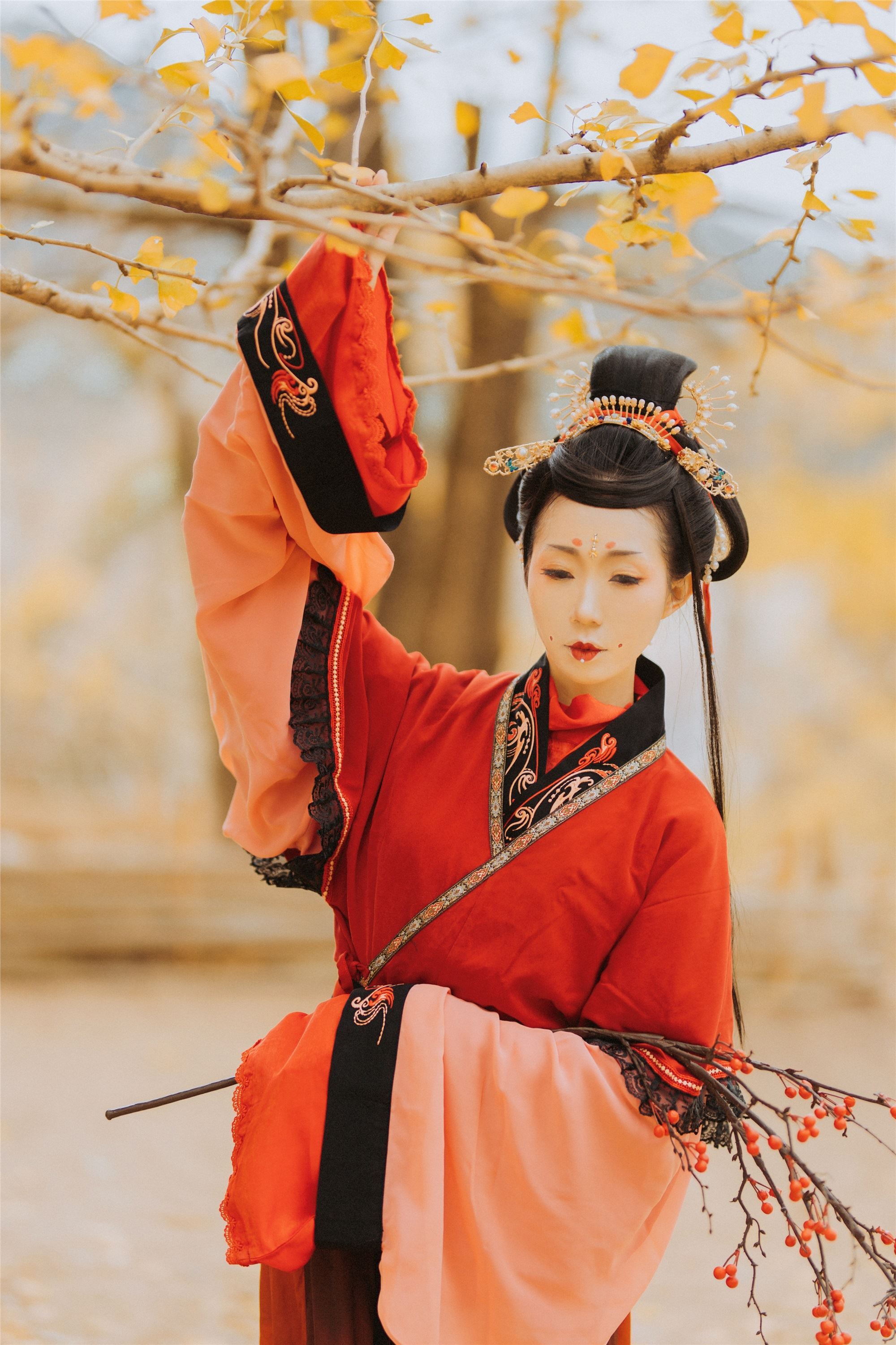 YITUYU艺图语 2021.09.03 满地秋 谭子